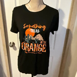 SHEIN Graphic tee size medium. “ something in the orange”